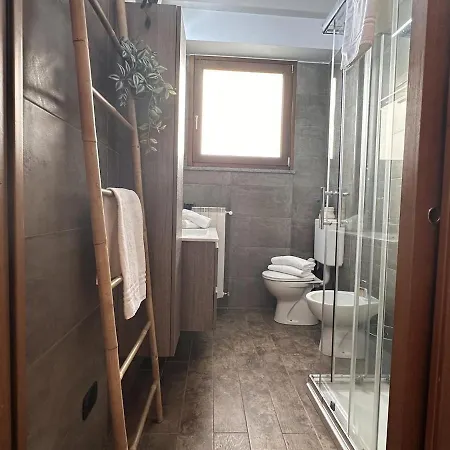 The Hangar Loft - Leonoardo, Center & Parking דירה *