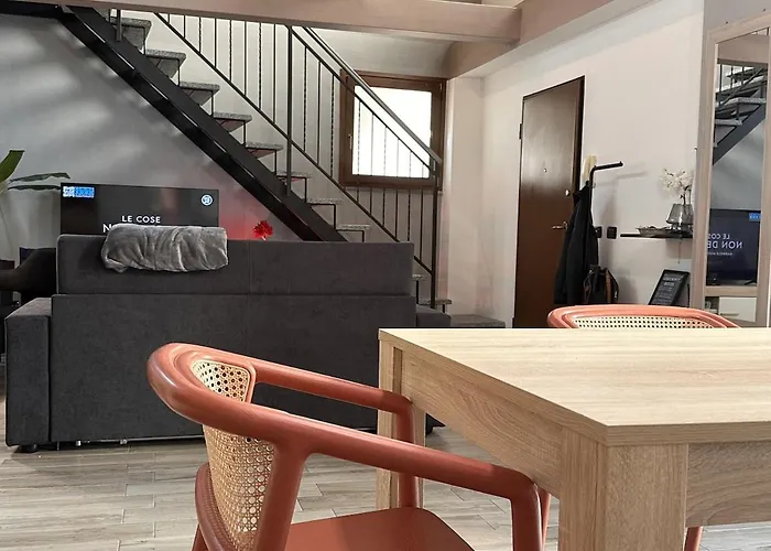 The Hangar Loft - Leonoardo, Center & Parking דירה